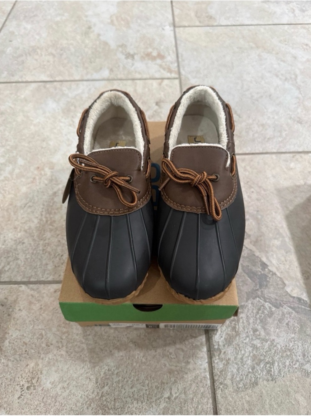 JBU by Jaynu Gwen Duck Shoes Size 8 1/2 NEW